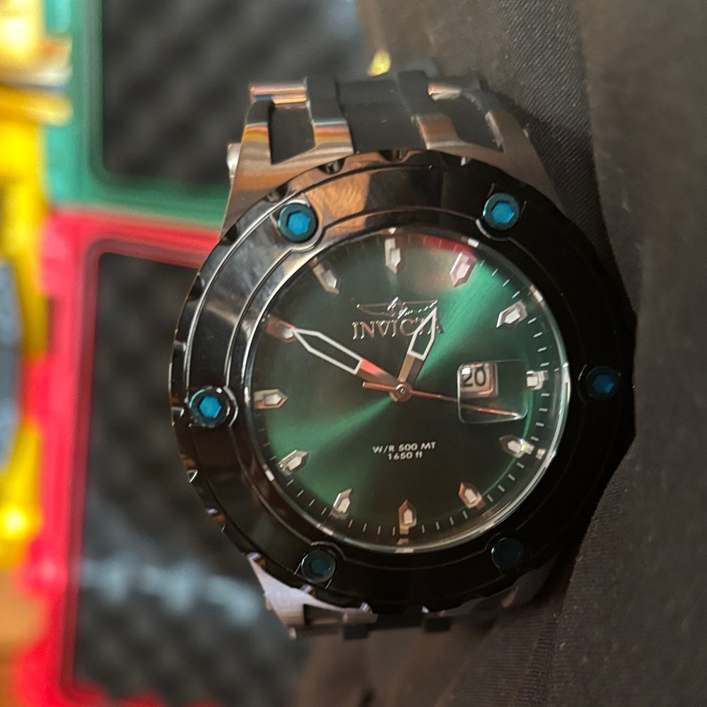 Invicta Reserve Subaqua 38692 – 52mm Quartz Dive Watch with Silicone Band